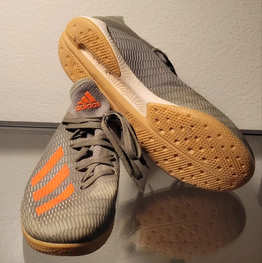 Addidas mens X 19.3 soccer cleats. Size 7.5 . Used